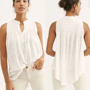❤ NWOT! FREE PEOPLE LINEN NEW TO TOWN SMOCKED TANK TOP, IVORY, MEDIUM